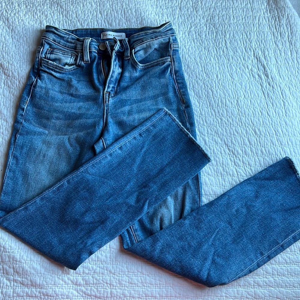 Plain Denim Straight Jean. Brand:Flying Monkey. Size: 25 w